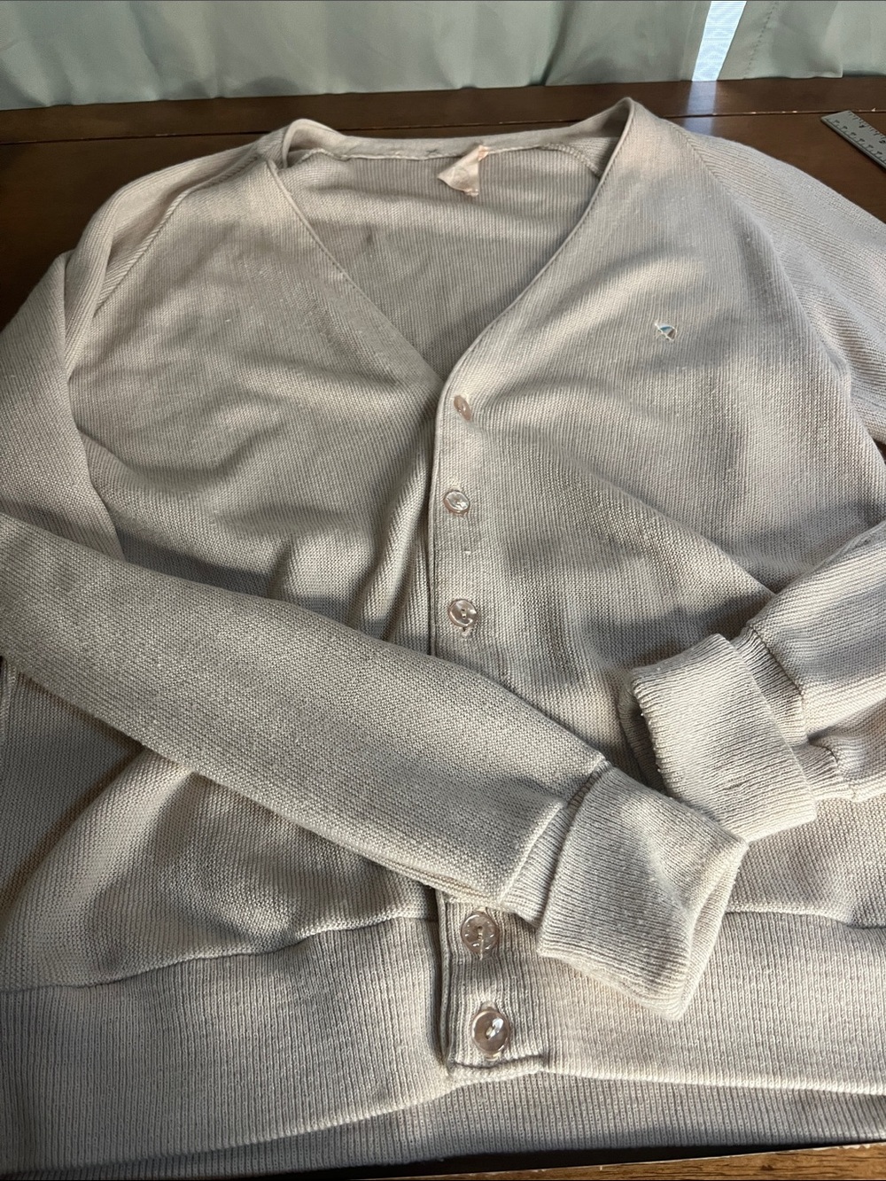 VTG ARNOLD PALMER V-Neck Button Cardigan Sweater - Light Beige LARGE
